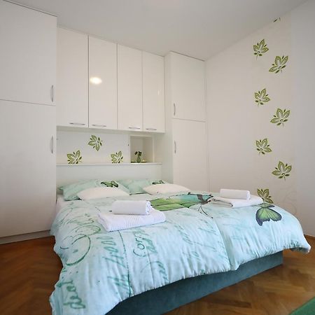 Apartments Mirakul Zadar Bagian luar foto