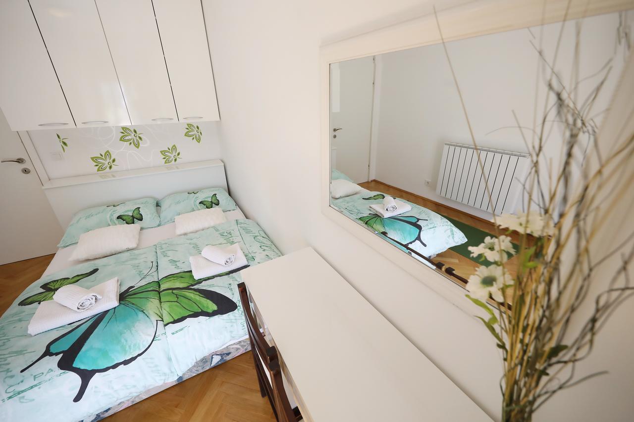 Apartments Mirakul Zadar Bagian luar foto