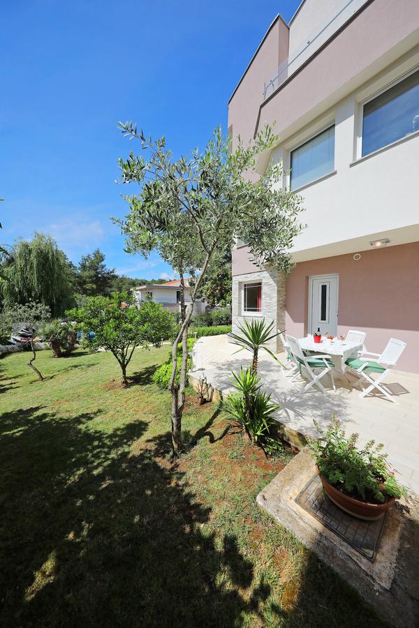 Apartments Mirakul Zadar Bagian luar foto