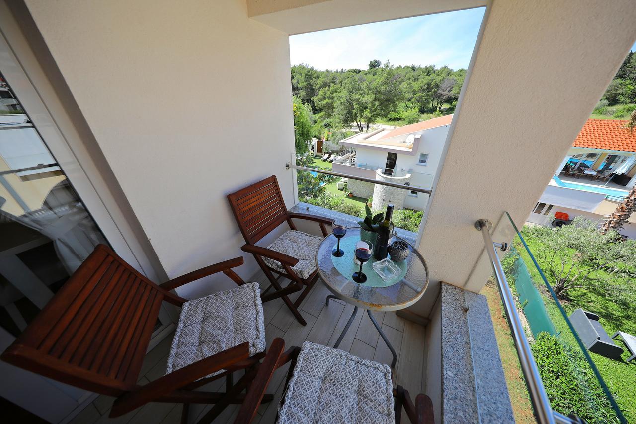 Apartments Mirakul Zadar Bagian luar foto