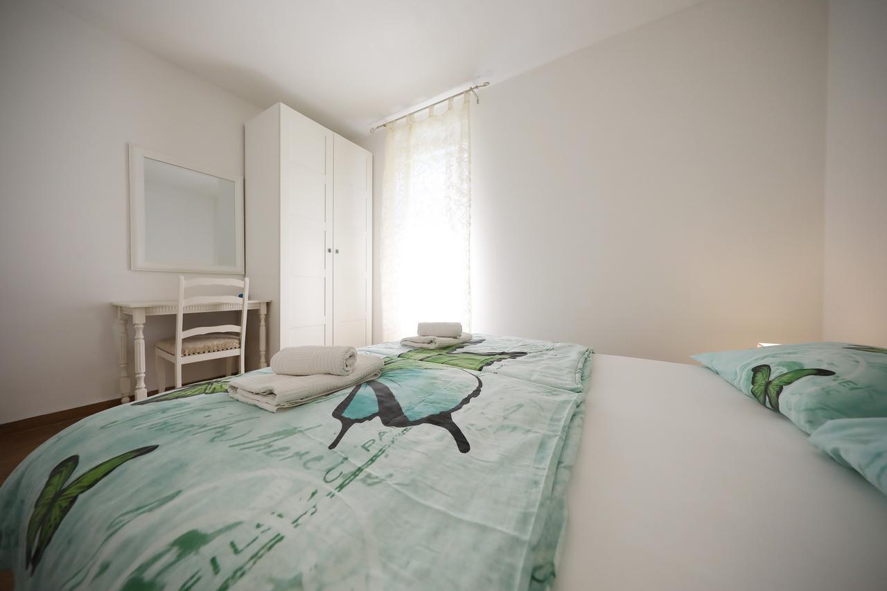 Apartments Mirakul Zadar Bagian luar foto