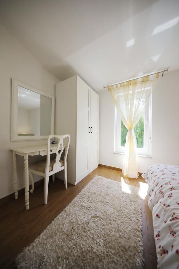Apartments Mirakul Zadar Bagian luar foto