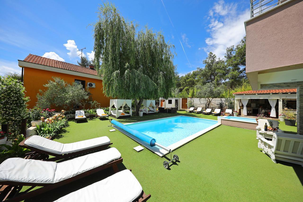 Apartments Mirakul Zadar Bagian luar foto