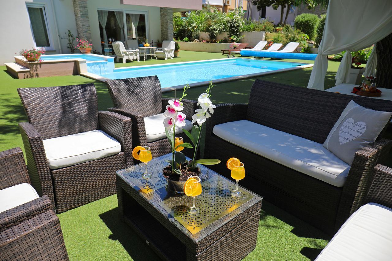 Apartments Mirakul Zadar Bagian luar foto