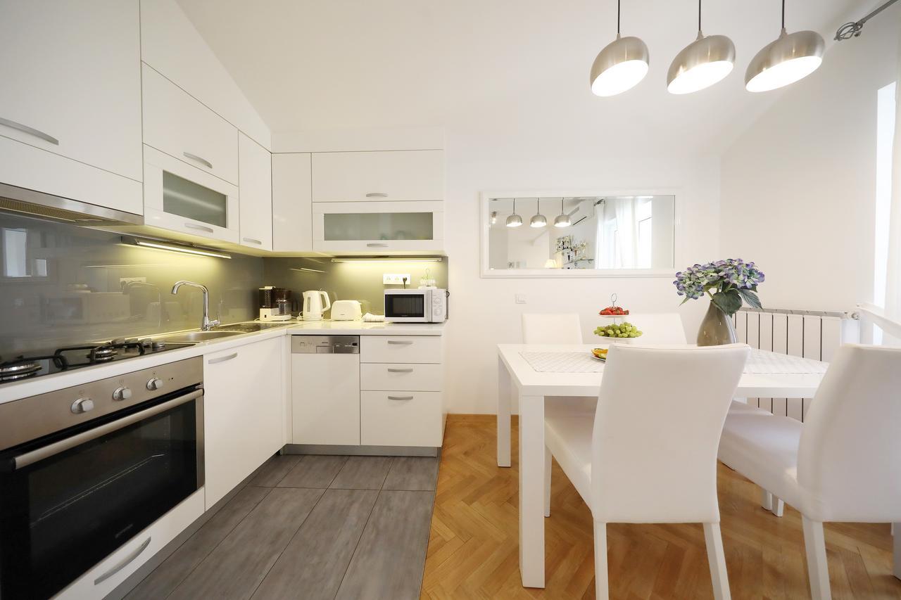 Apartments Mirakul Zadar Bagian luar foto