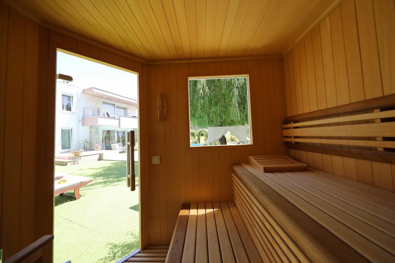 Apartments Mirakul Zadar Bagian luar foto