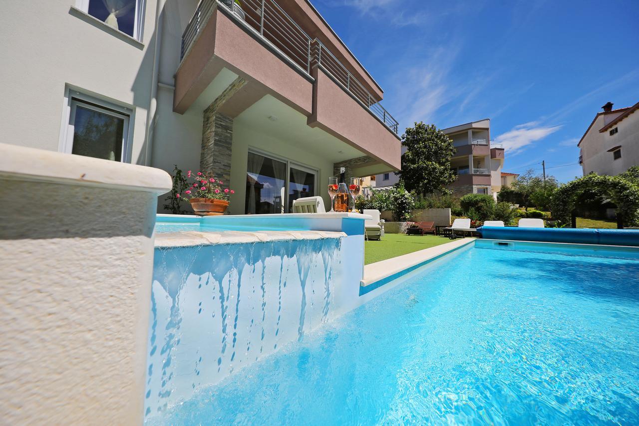 Apartments Mirakul Zadar Bagian luar foto
